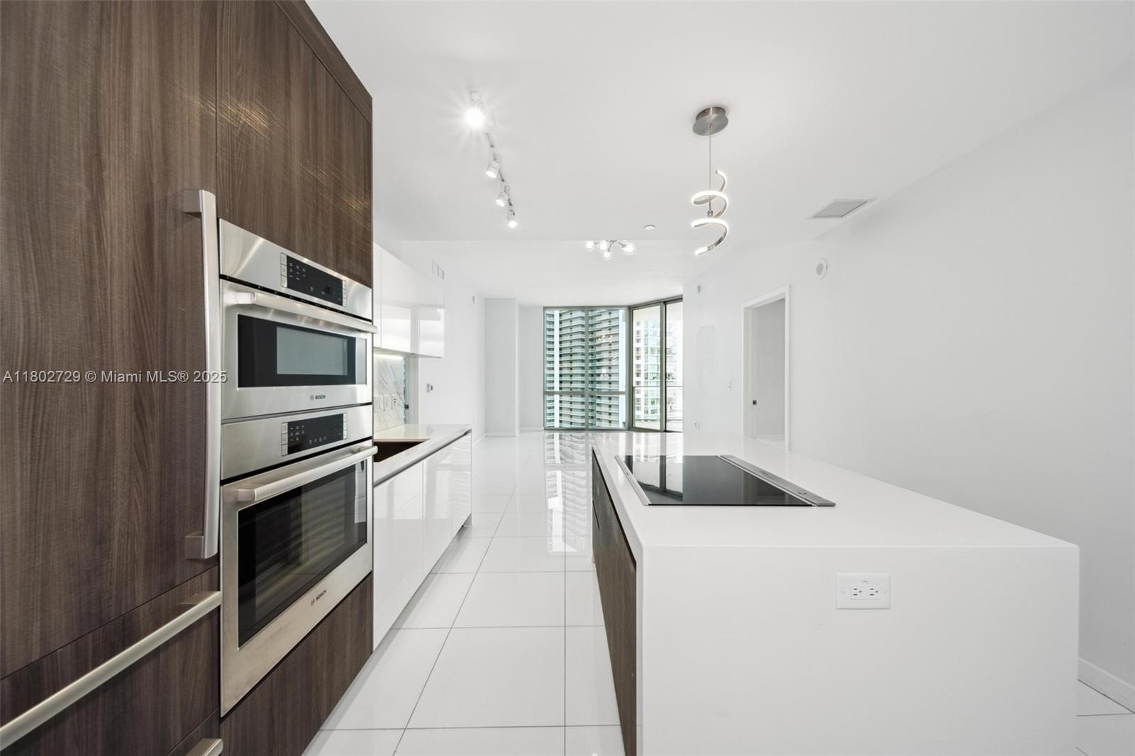 851 NE 1st Ave #3107, Miami FL 33132