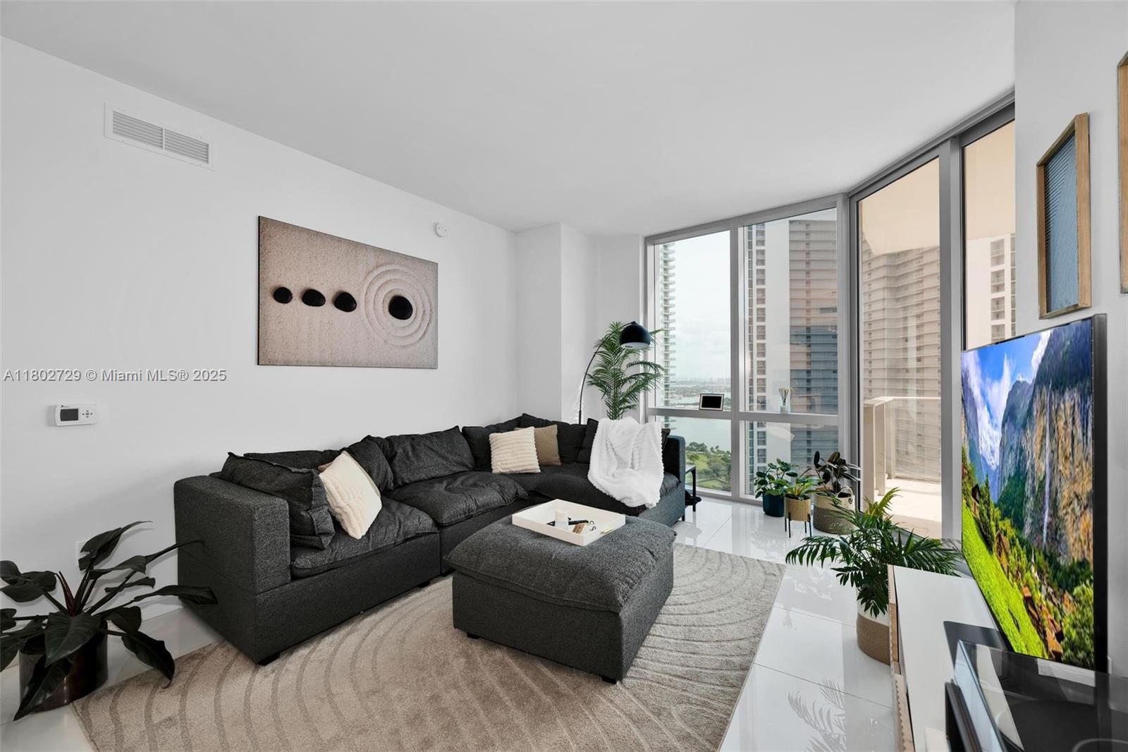 851 NE 1st Ave #3107, Miami FL 33132
