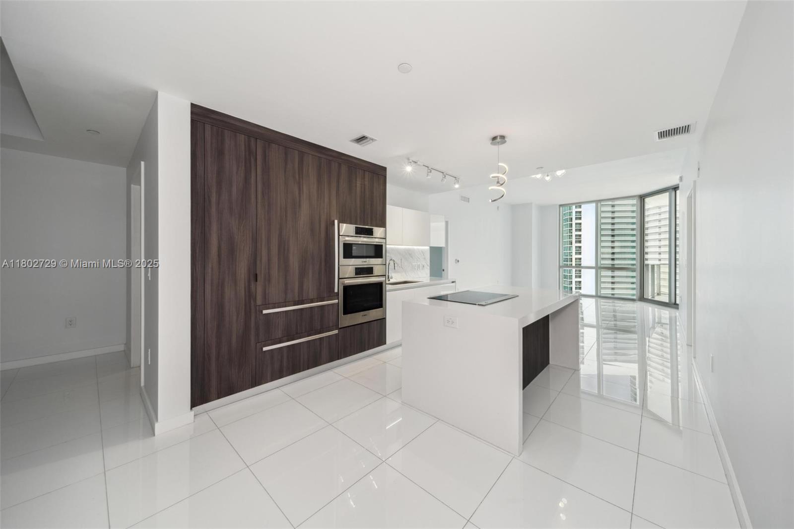 851 NE 1st Ave #3107, Miami FL 33132