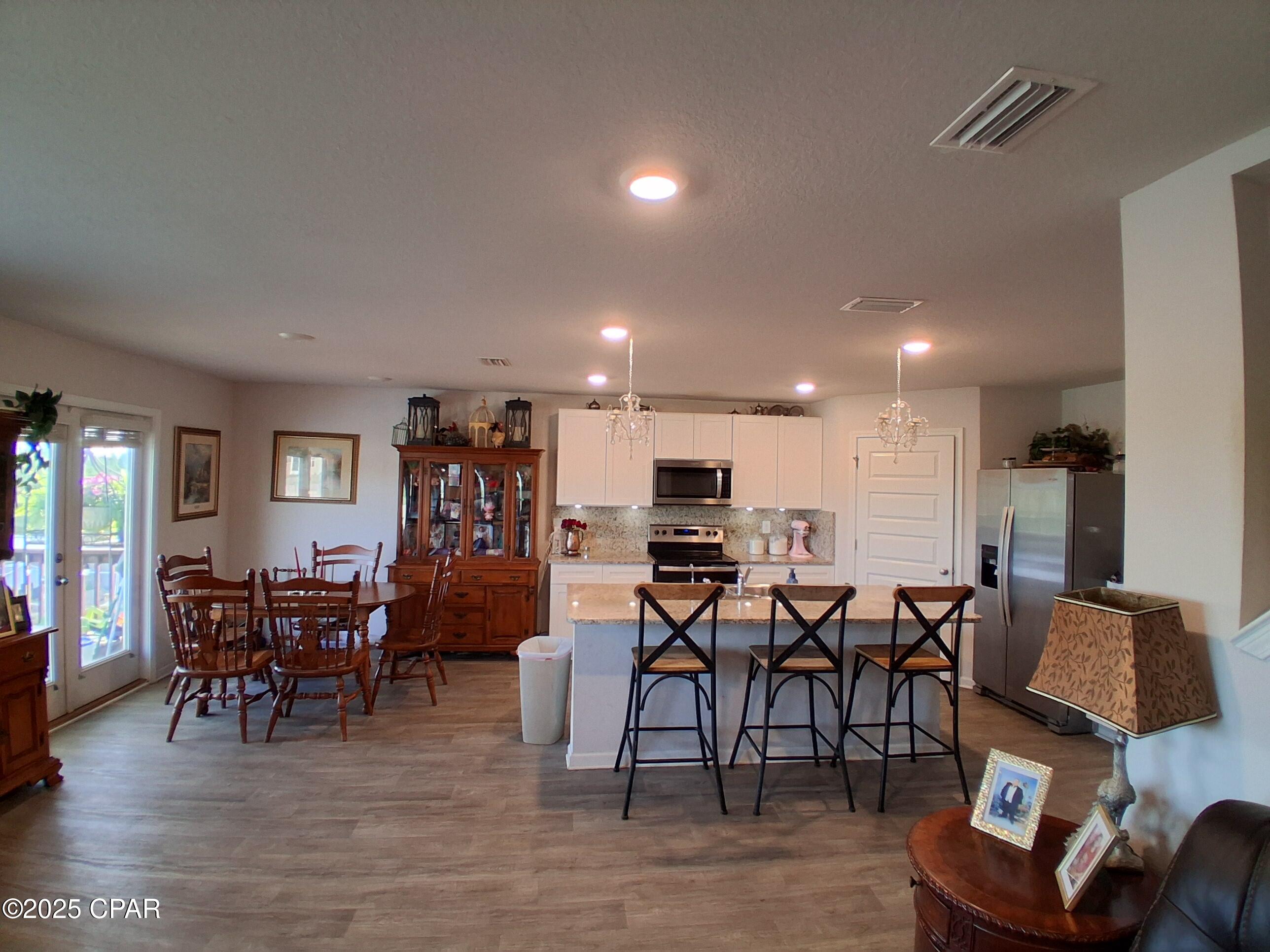 Image 12 For 5800 Viking Way
