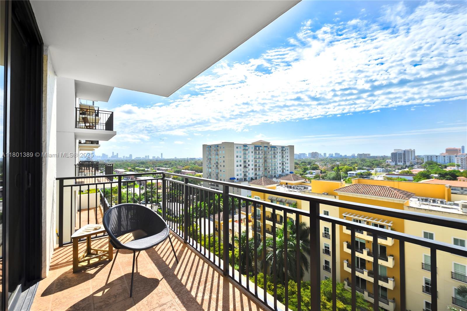Puerta De Palmas Condo