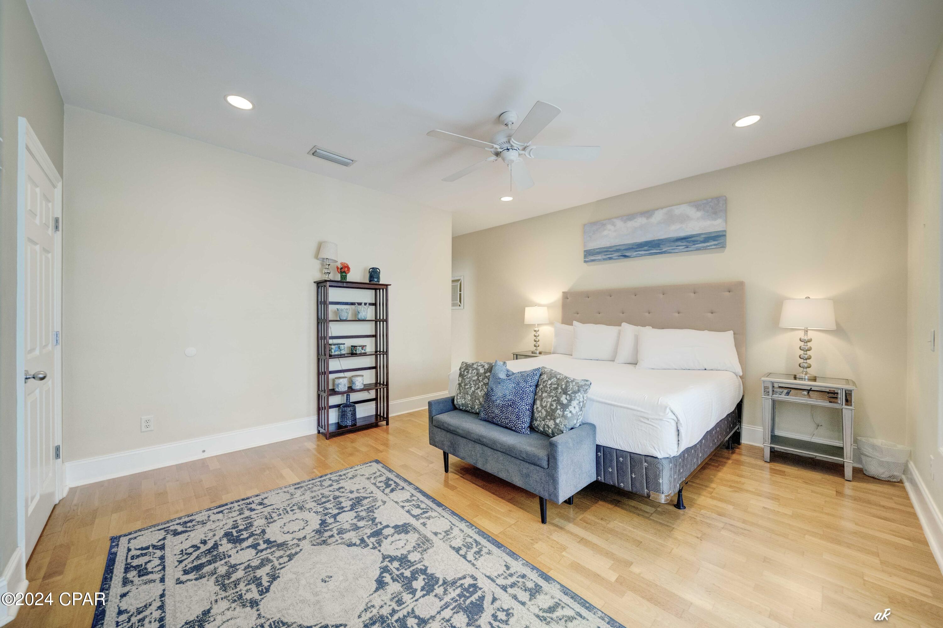 Image 33 For 7428 Thomas Drive