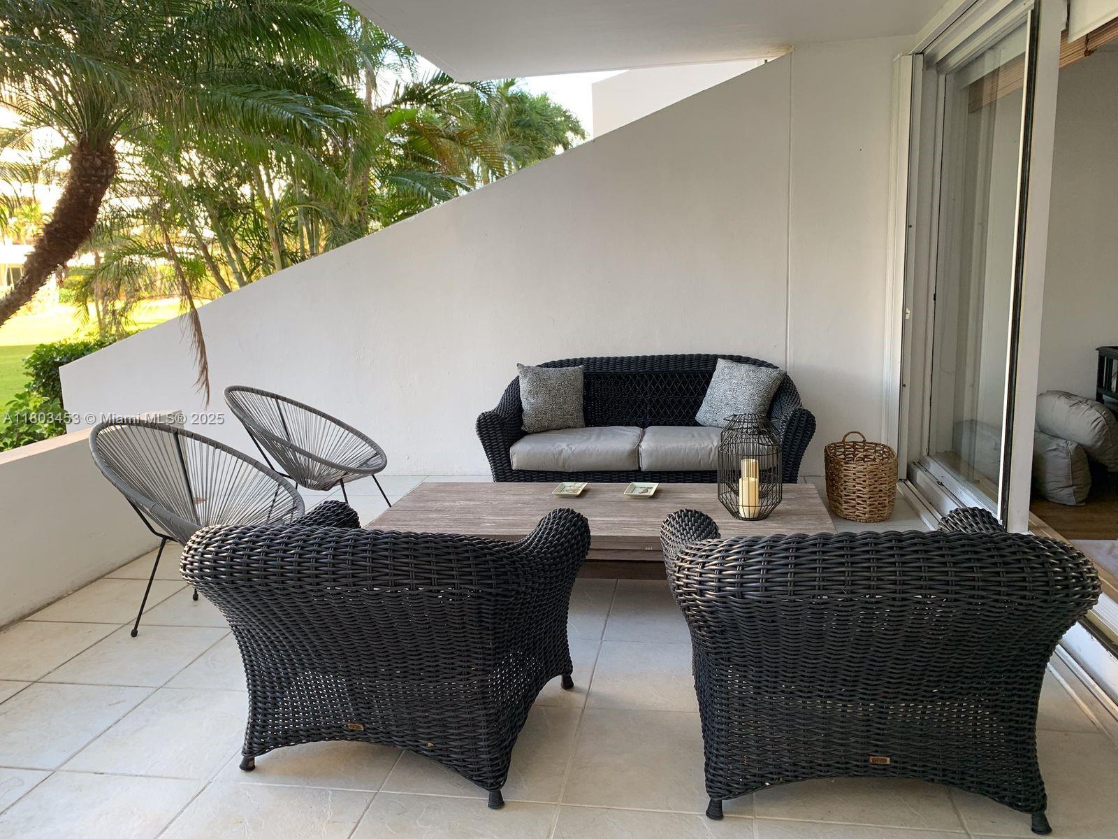 199 Ocean Lane Dr #106, Key Biscayne FL 33149