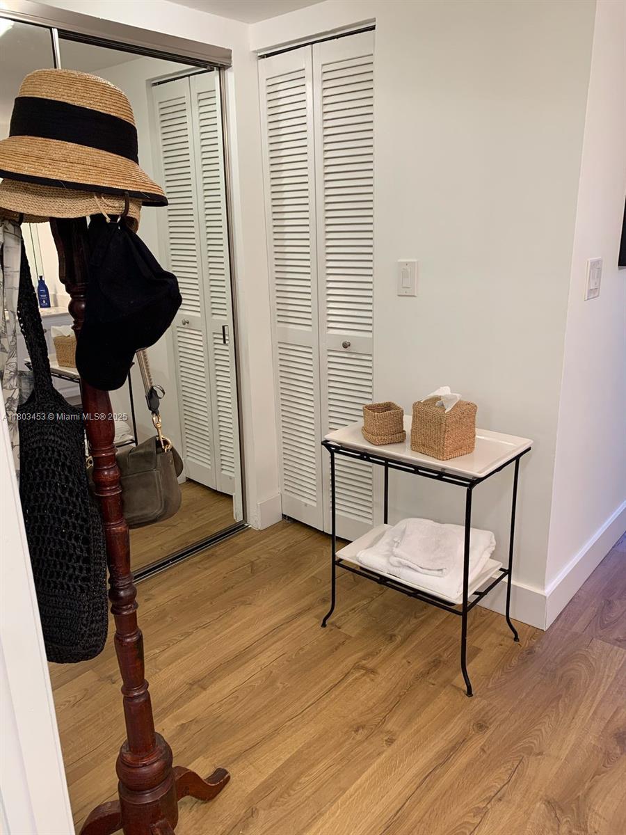 199 Ocean Lane Dr #106, Key Biscayne FL 33149