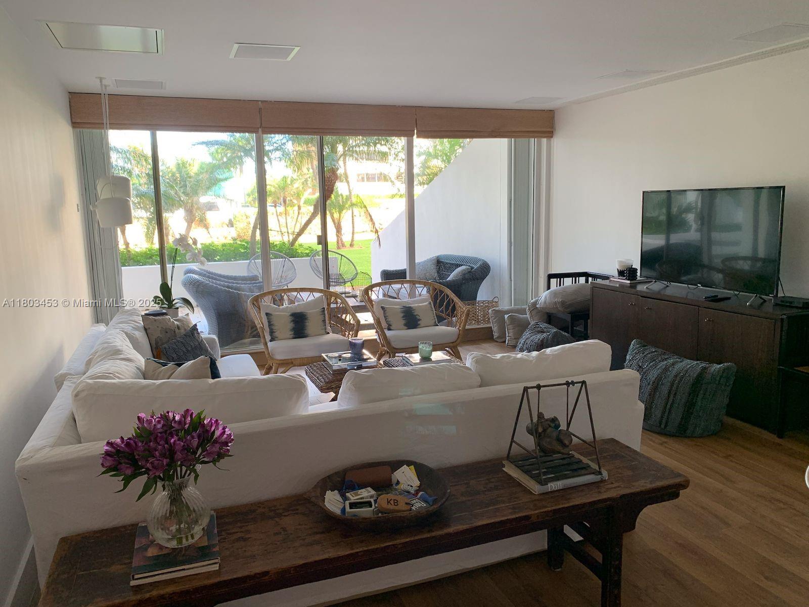 199 Ocean Lane Dr #106, Key Biscayne FL 33149