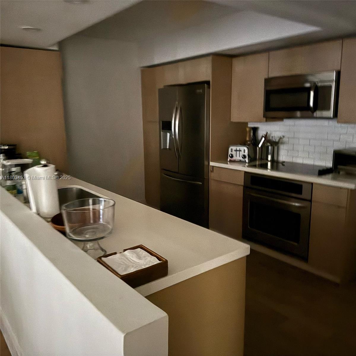 199 Ocean Lane Dr #106, Key Biscayne FL 33149