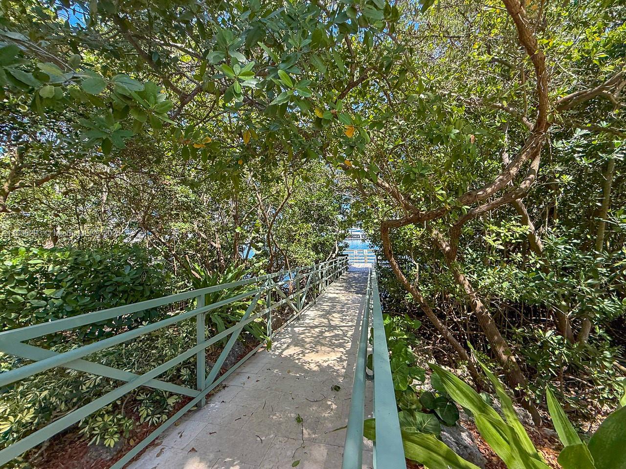 19601 E Country Club Dr #7304, Aventura FL 33180