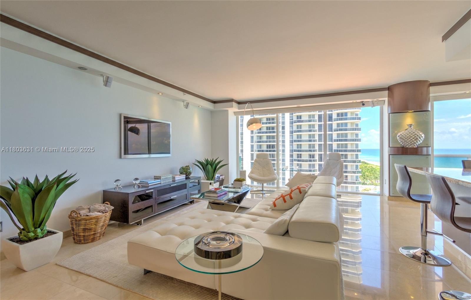Condo for Rent in Miami Beach, FL