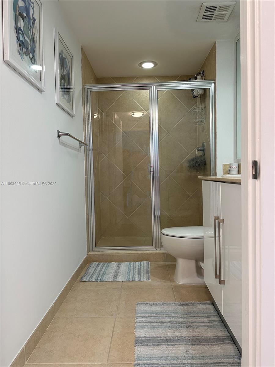 325 S Biscayne Blvd #4119, Miami FL 33131