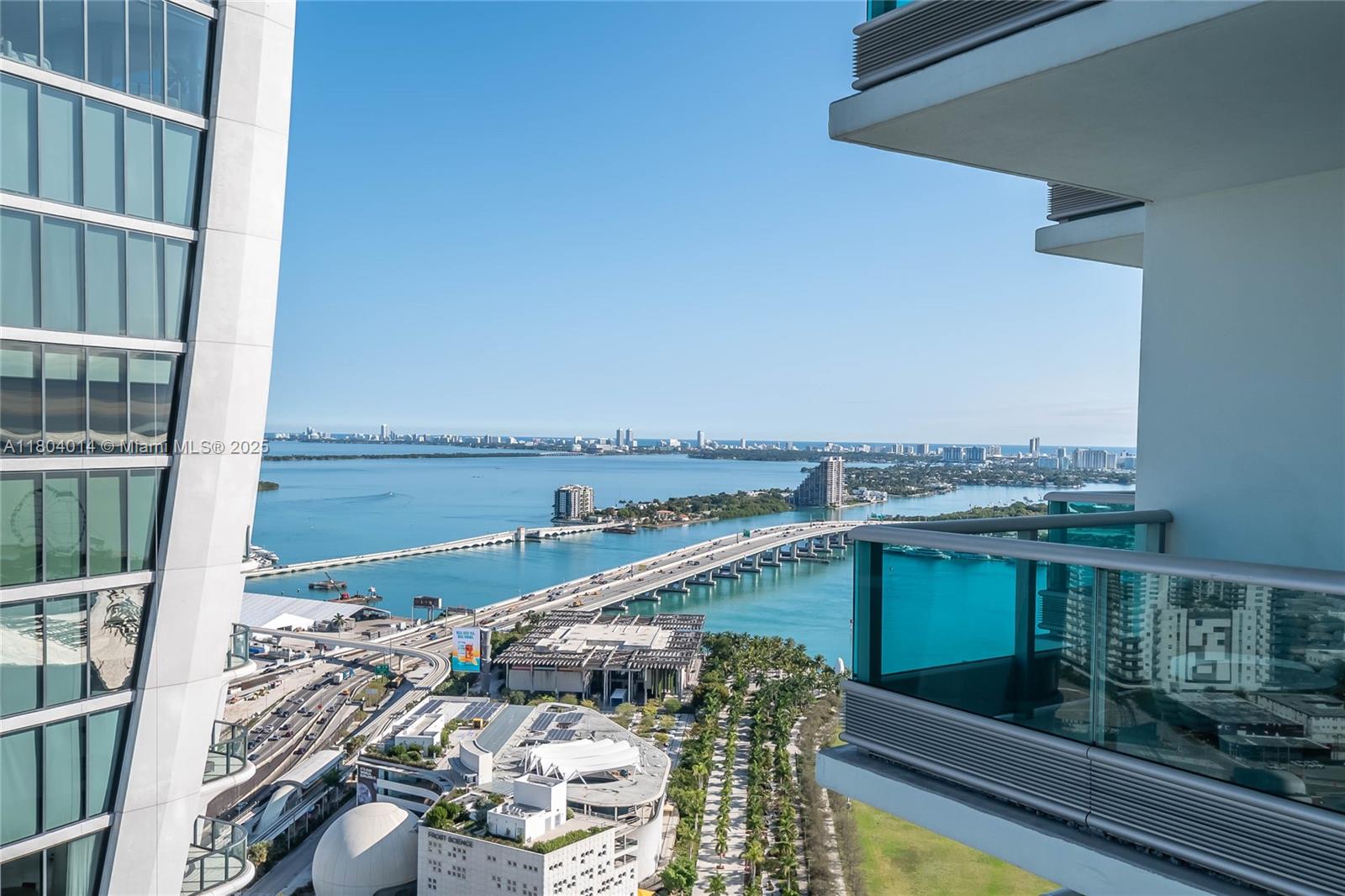 900 Biscayne Blvd #3710, Miami FL 33132