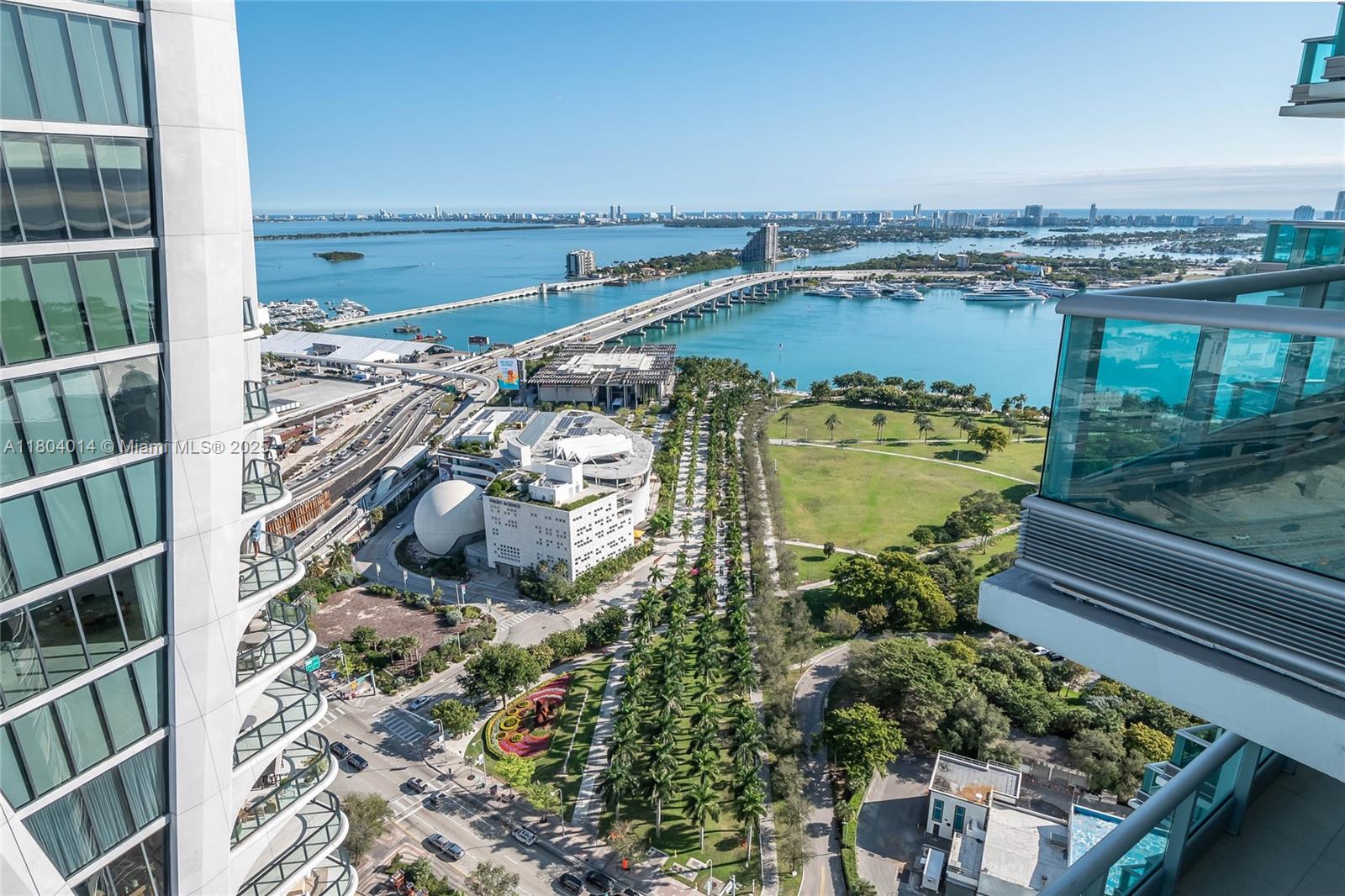 900 Biscayne Blvd #3710, Miami FL 33132