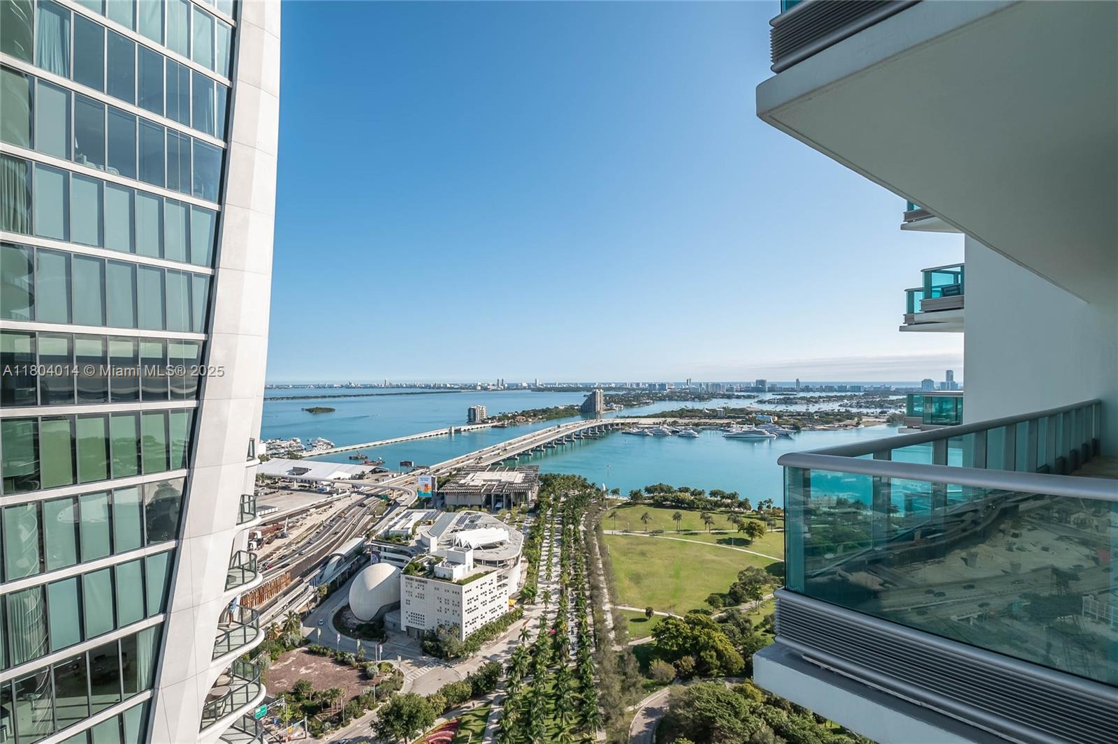 900 Biscayne Blvd #3710, Miami FL 33132