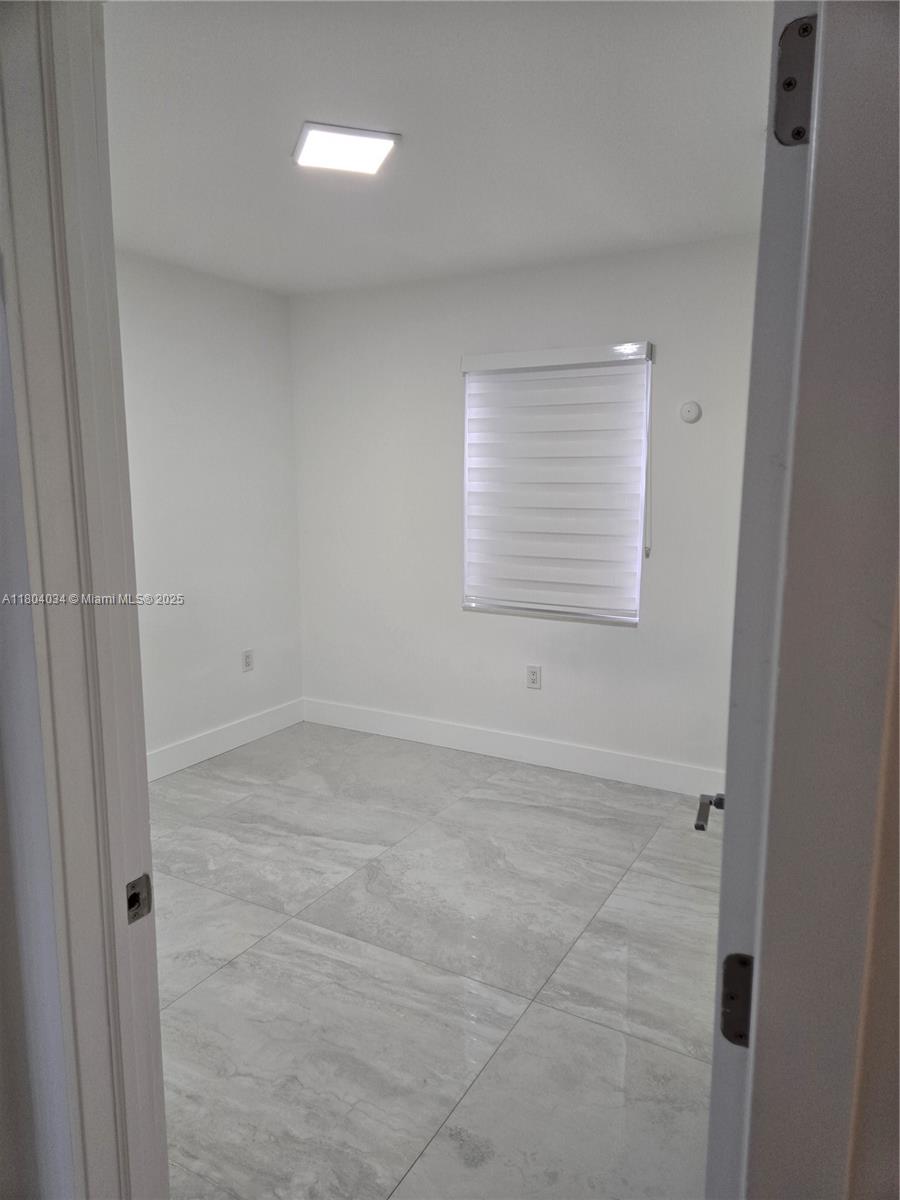 841 S 24th Ave A