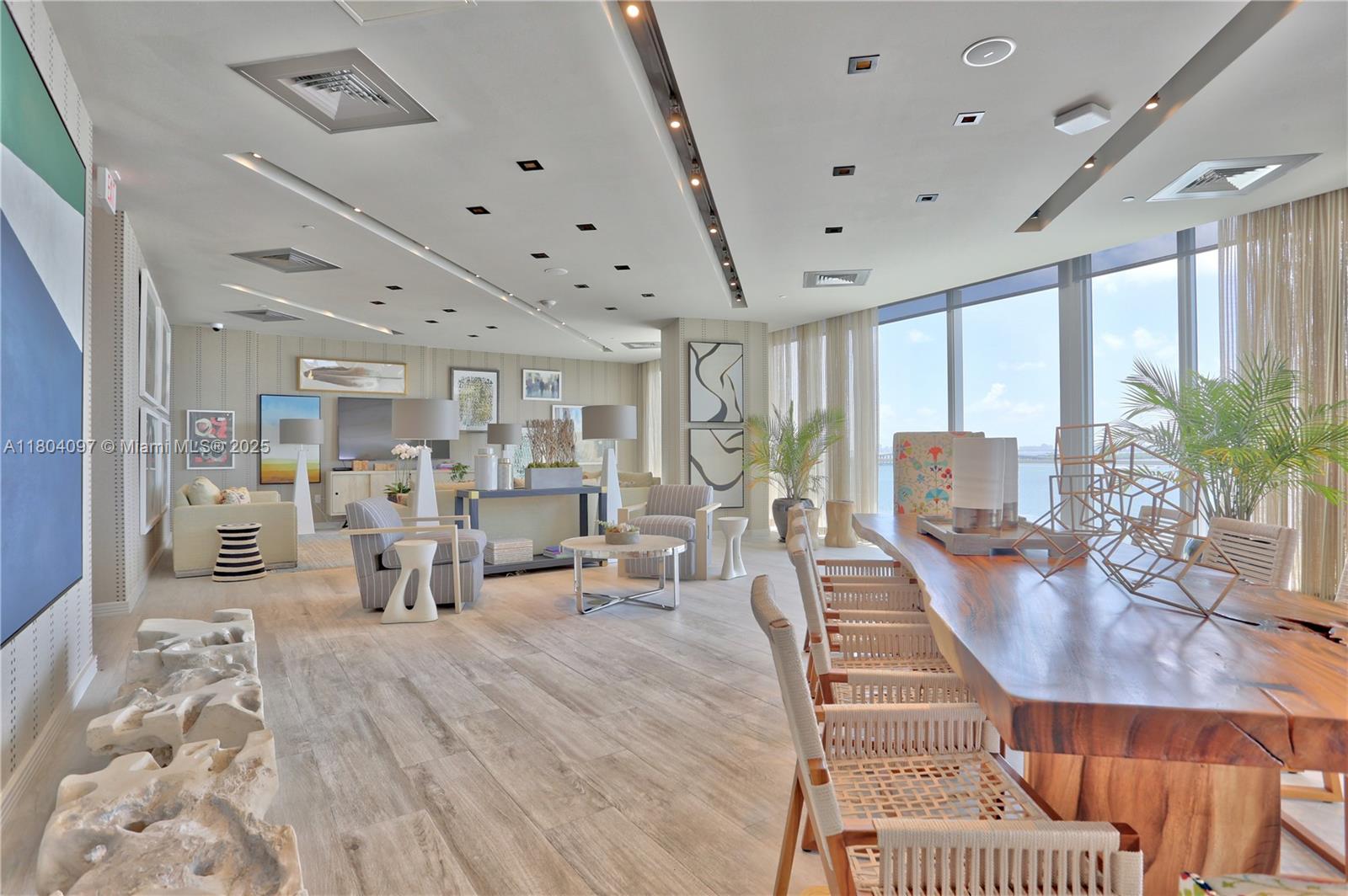 2900 NE 7th Ave #1208, Miami FL 33137