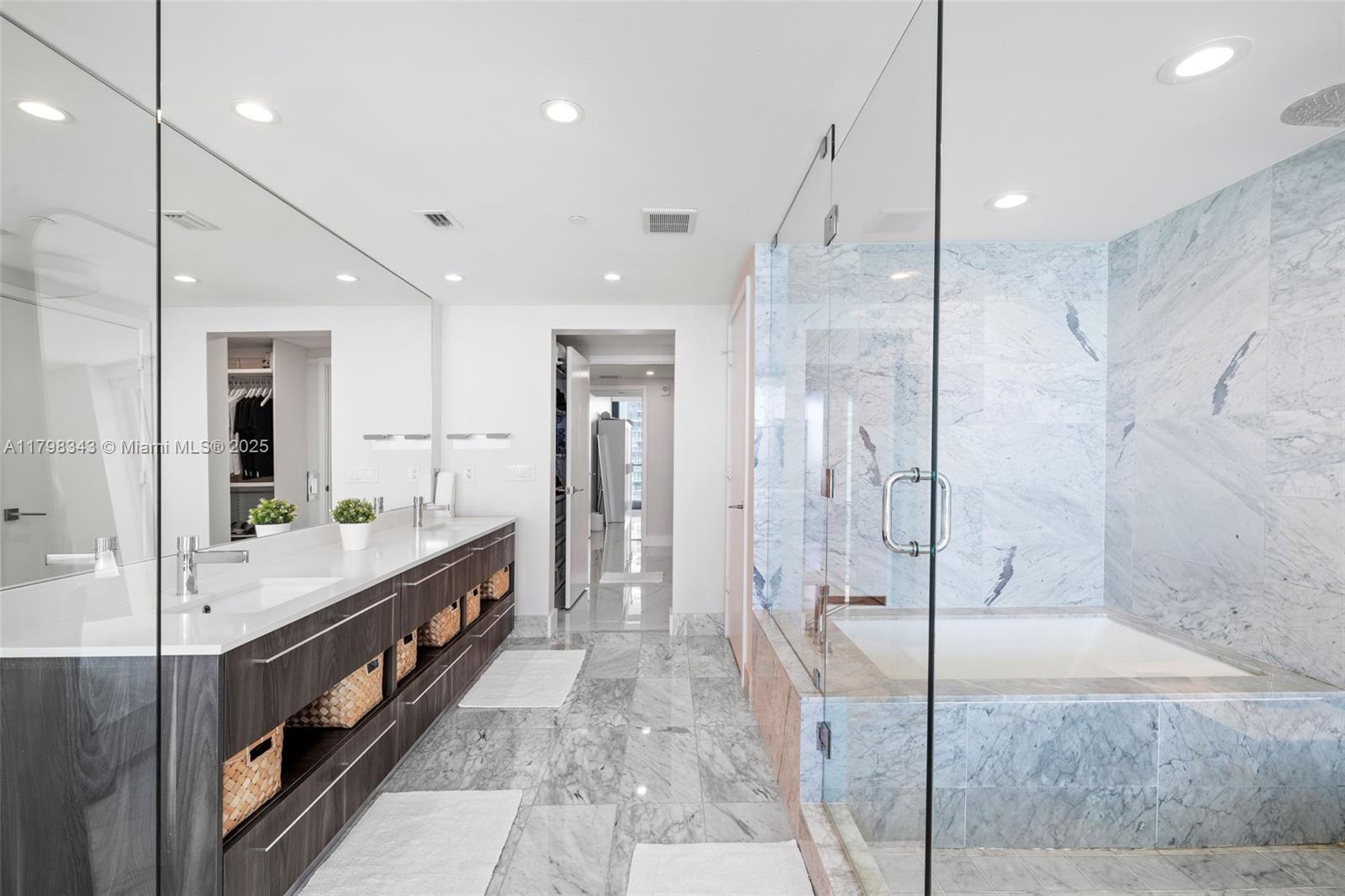 3131 NE 7th Ave #3103, Miami FL 33137