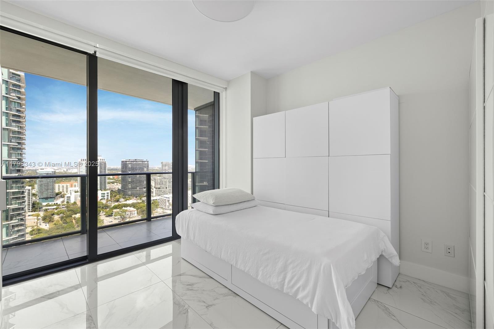 3131 NE 7th Ave #3103, Miami FL 33137