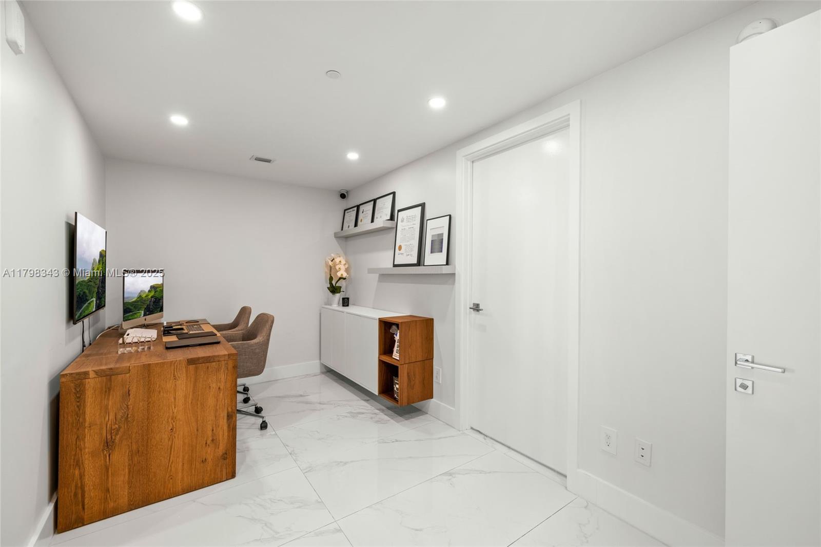 3131 NE 7th Ave #3103, Miami FL 33137
