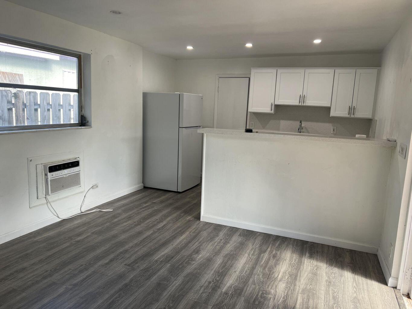 132 E Central Boulevard, Lantana, FL 33462, 3 Bedrooms , 2 Bathrooms ,Single Family Residence,Off Market,R11091235, Horizon Palm Realty Group