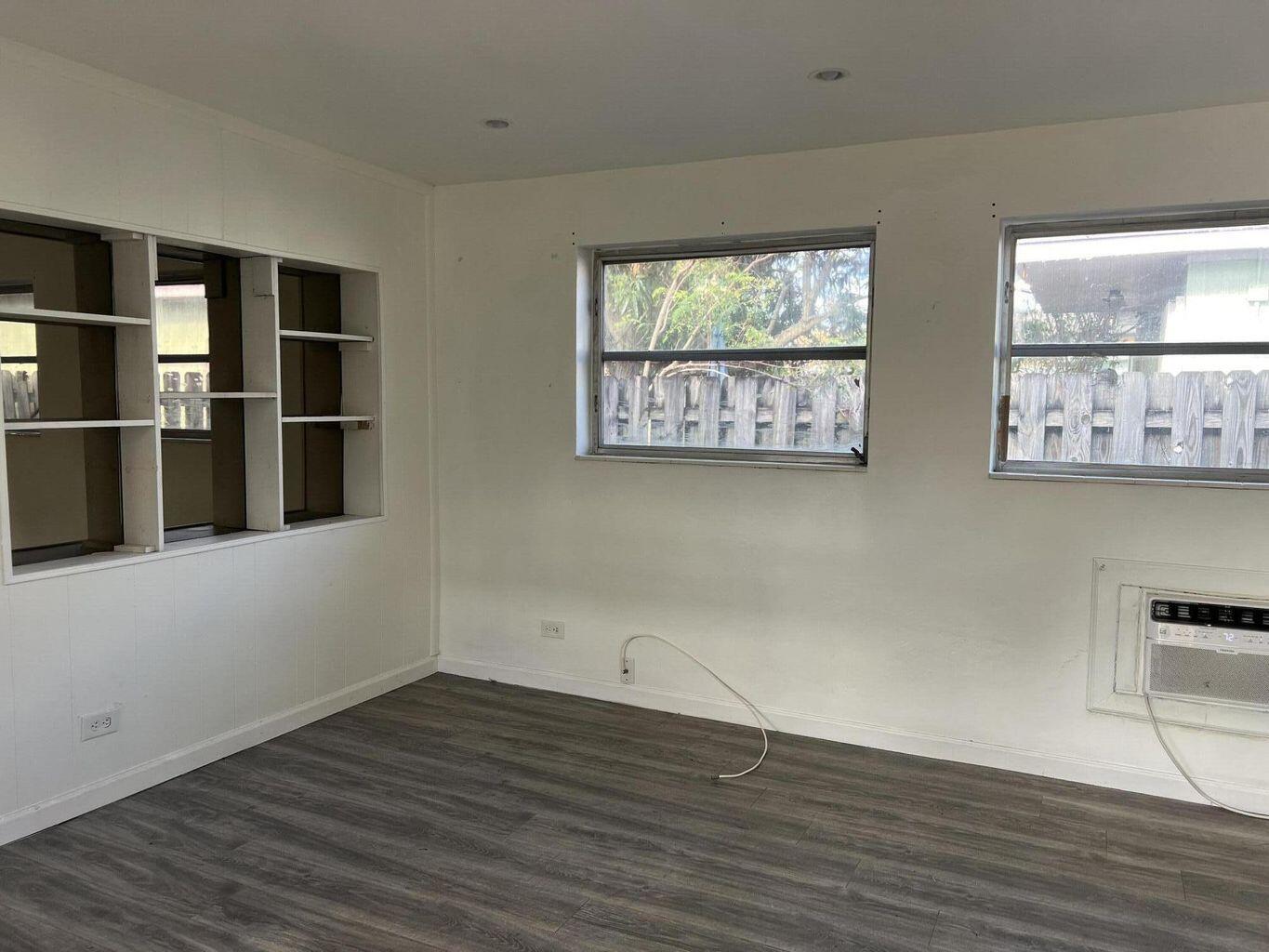 132 E Central Boulevard, Lantana, FL 33462, 3 Bedrooms , 2 Bathrooms ,Single Family Residence,Off Market,R11091235, Horizon Palm Realty Group