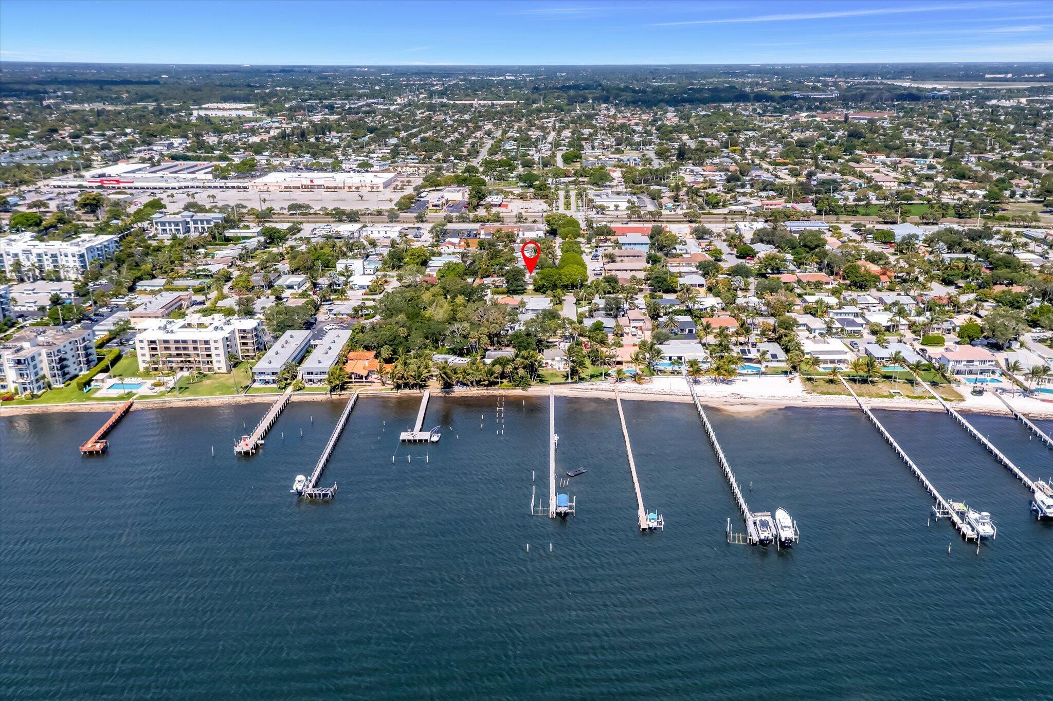 132 E Central Boulevard, Lantana, FL 33462, 3 Bedrooms , 2 Bathrooms ,Single Family Residence,Off Market,R11091235, Horizon Palm Realty Group