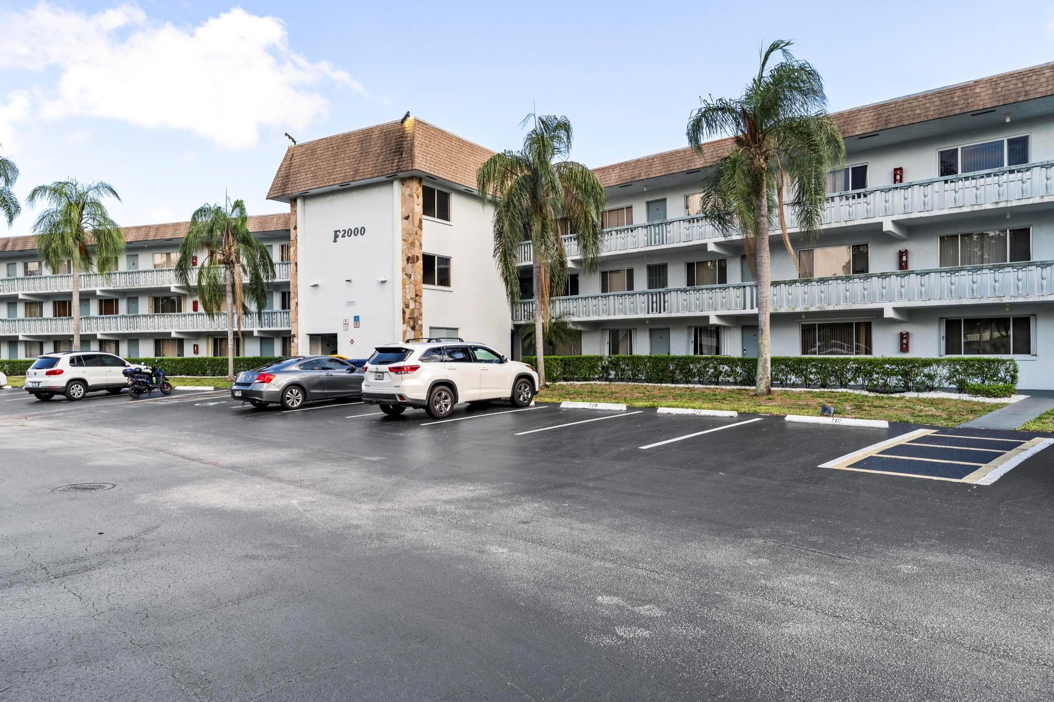 2000 Springdale Boulevard Unit# 209 Palm Springs FL 33461 | R11091270