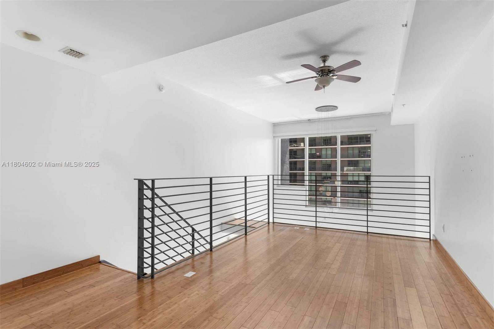 60 SW 13th St #1602, Miami FL 33130