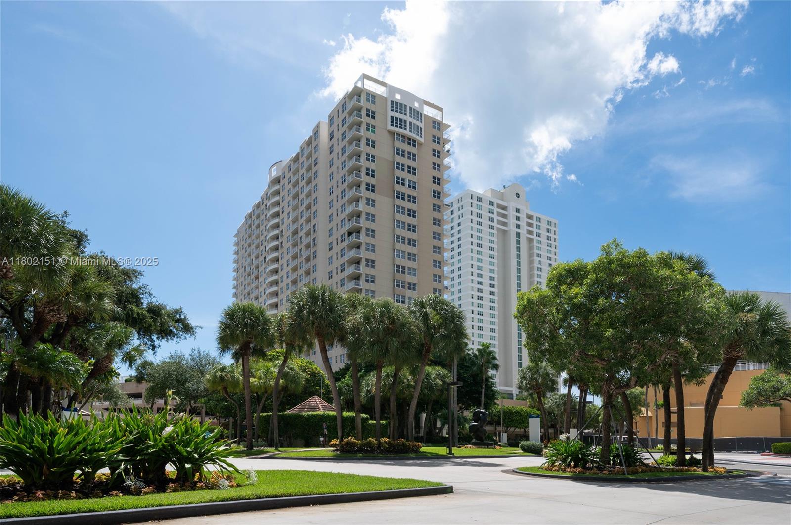 770 Claughton Island Dr #809, Miami FL 33131