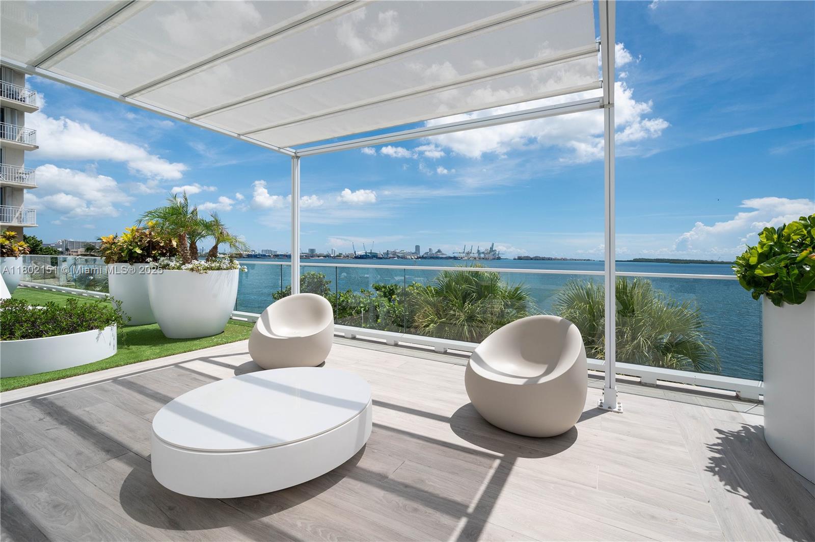 770 Claughton Island Dr #809, Miami FL 33131