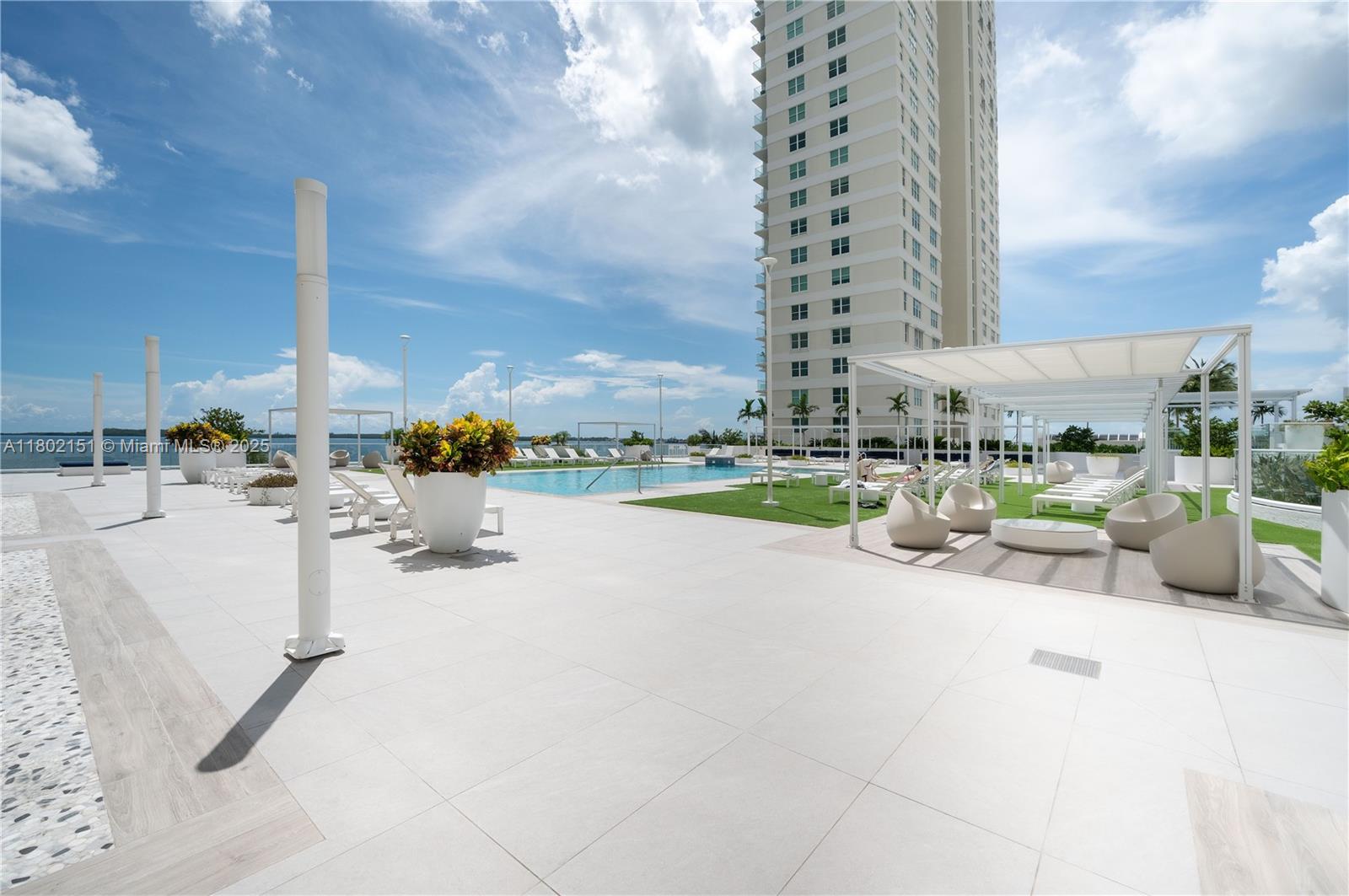 770 Claughton Island Dr #809, Miami FL 33131
