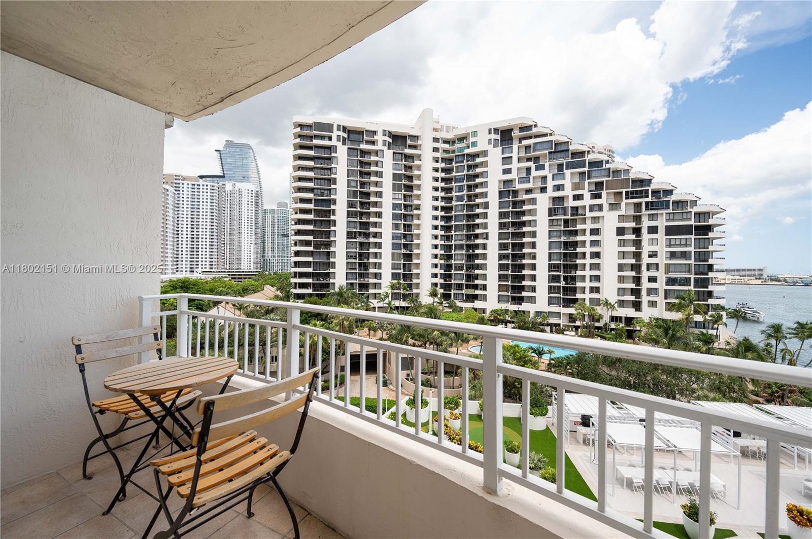 770 Claughton Island Dr #809, Miami FL 33131