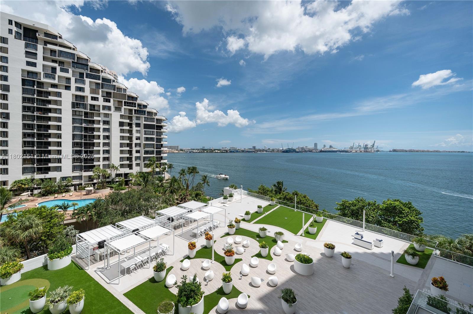 770 Claughton Island Dr #809, Miami FL 33131