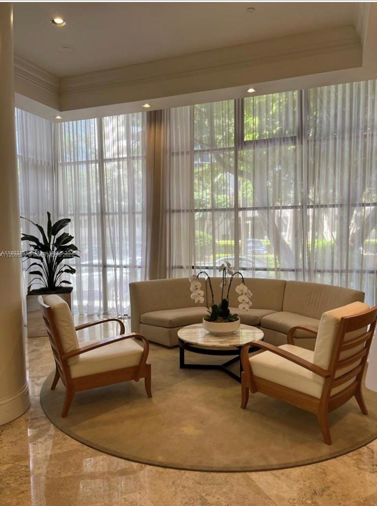 770 Claughton Island Dr #809, Miami FL 33131