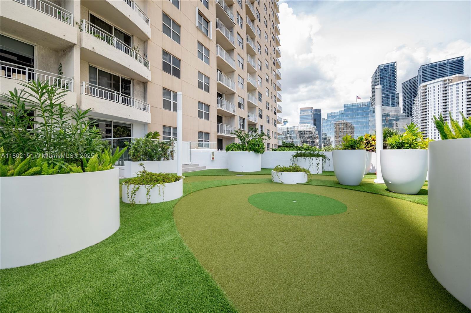 770 Claughton Island Dr #809, Miami FL 33131