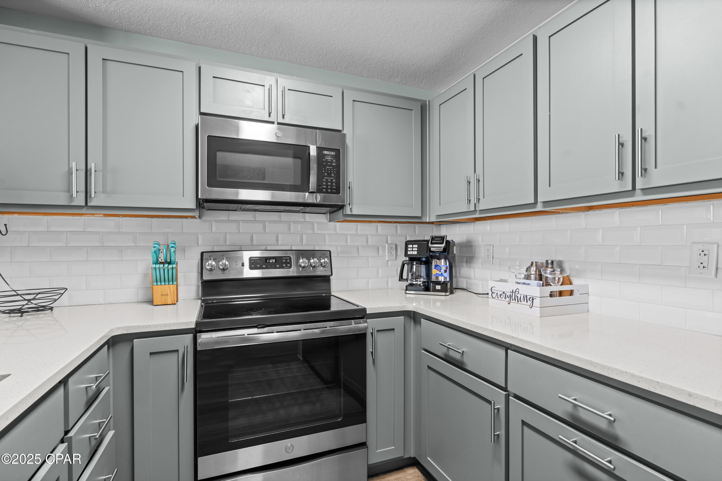 Image 18 For 15928 Front Beach Road 31005