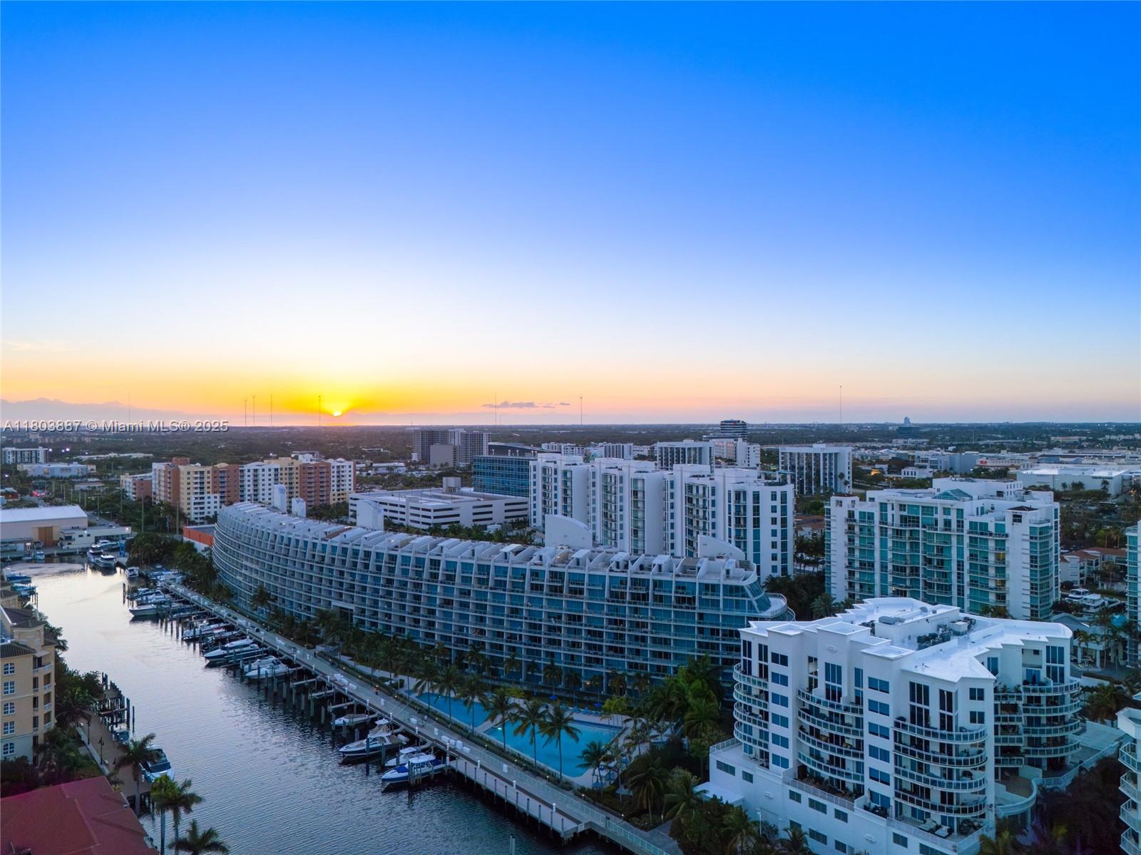 2950 NE 188th St #540, Aventura FL 33180