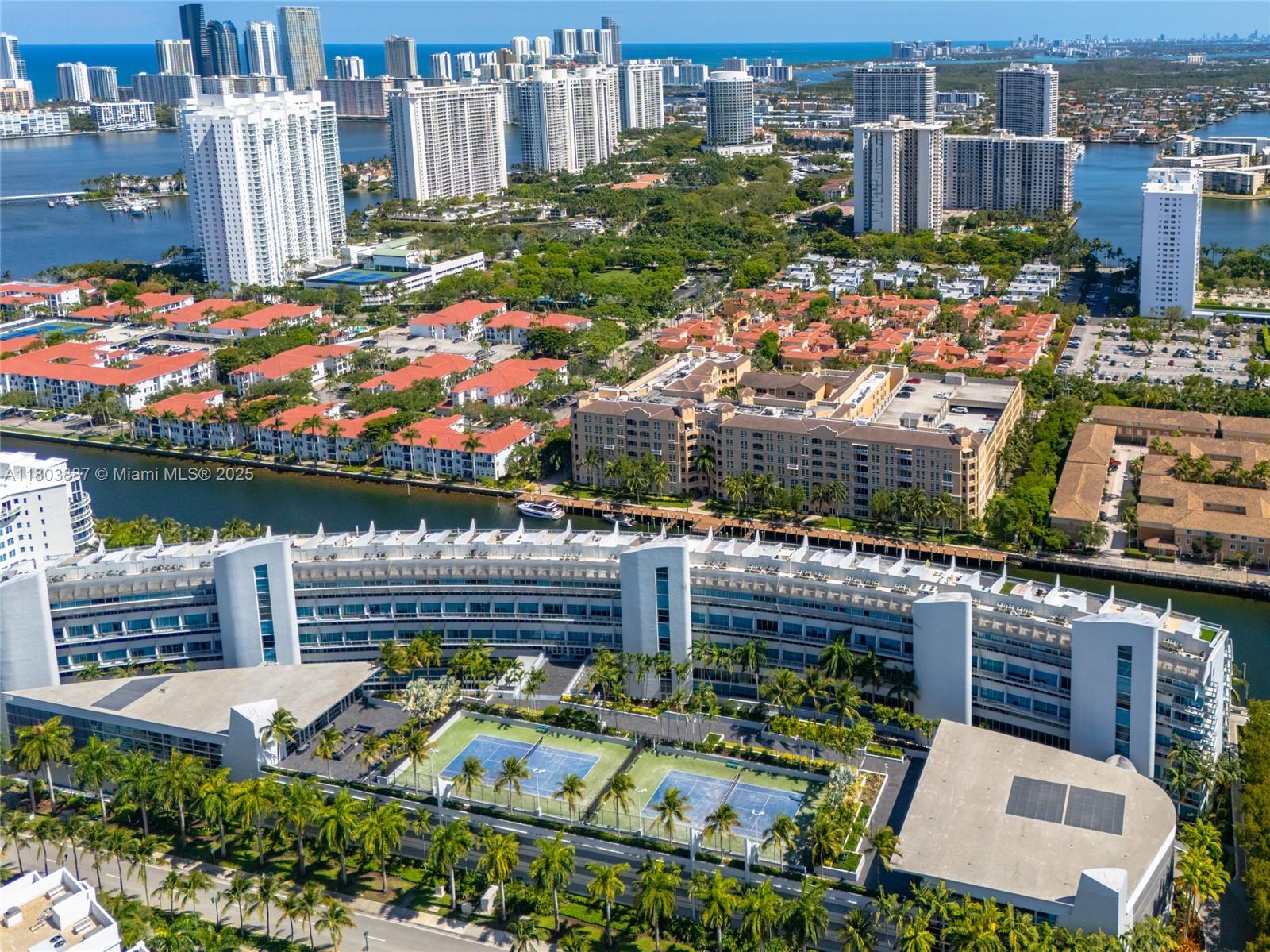 2950 NE 188th St #540, Aventura FL 33180