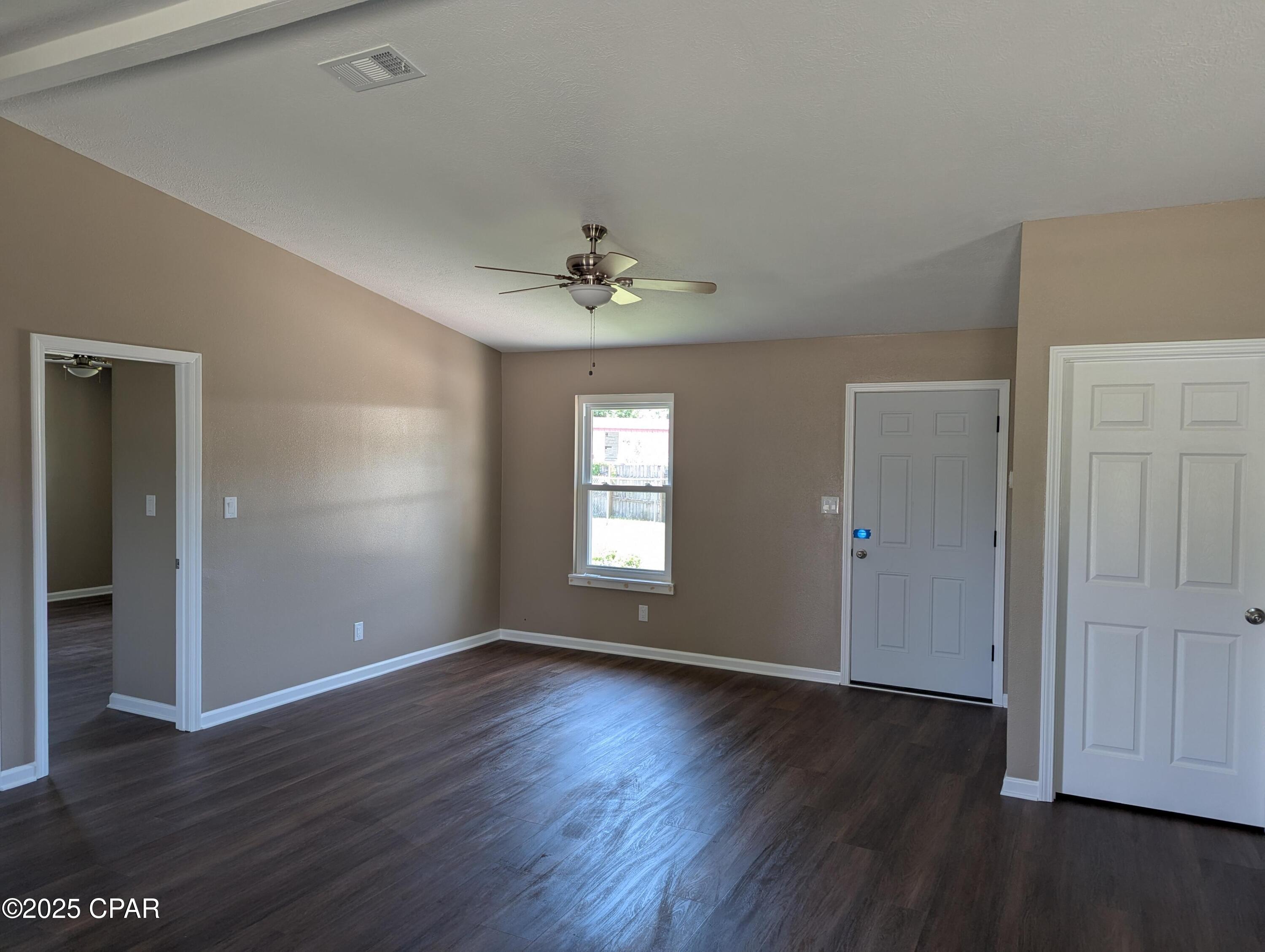 Image 3 For 2313 Grand Oaks Lane
