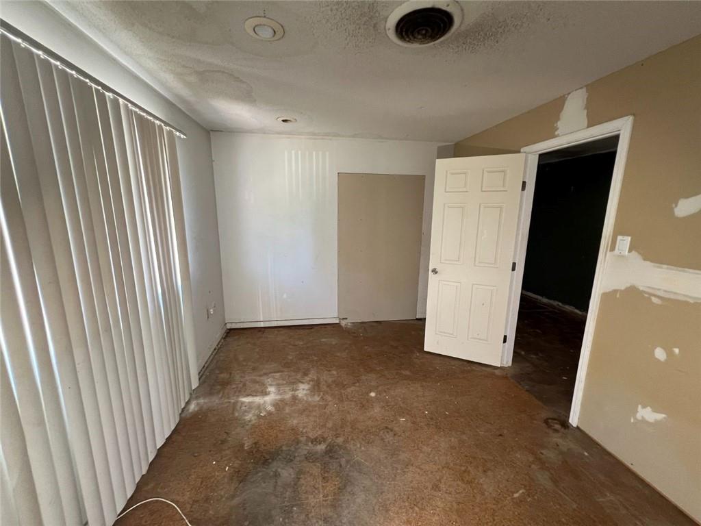 Photo 3 of Single Family Residence at 341 Soniat Ave, New Orleans, LA 70123 | MLS# 2502288 |  | Sold on 2025-10-23
