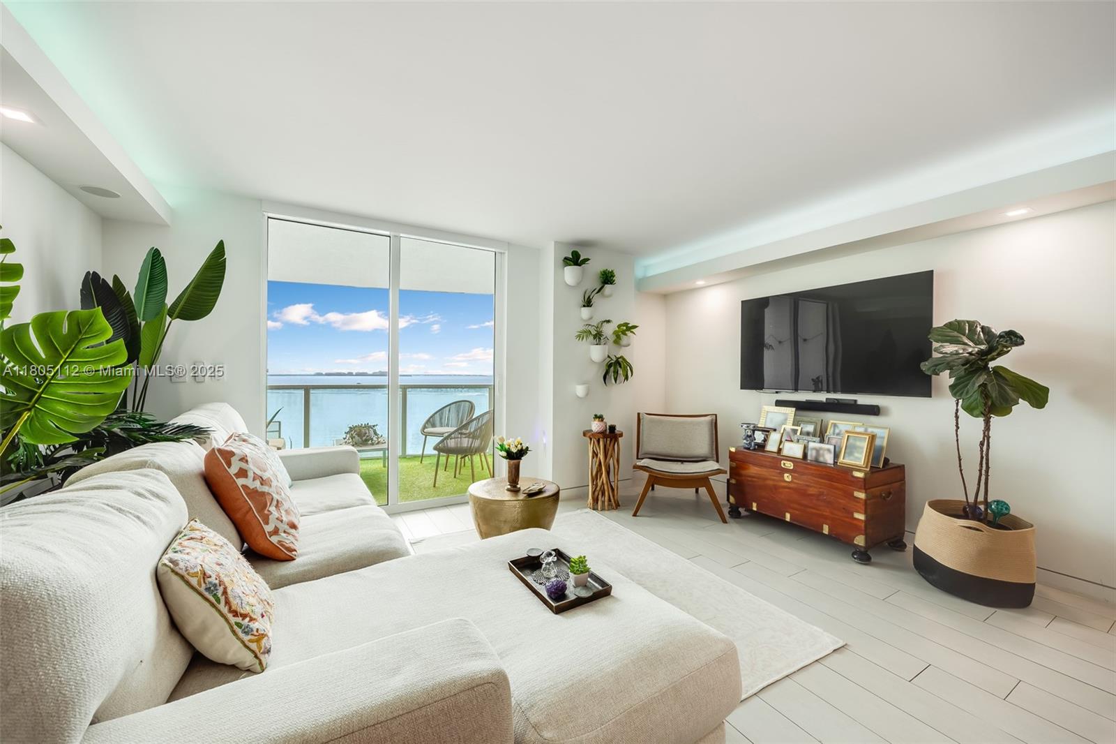 2101 Brickell Ave #807, Miami FL 33129
