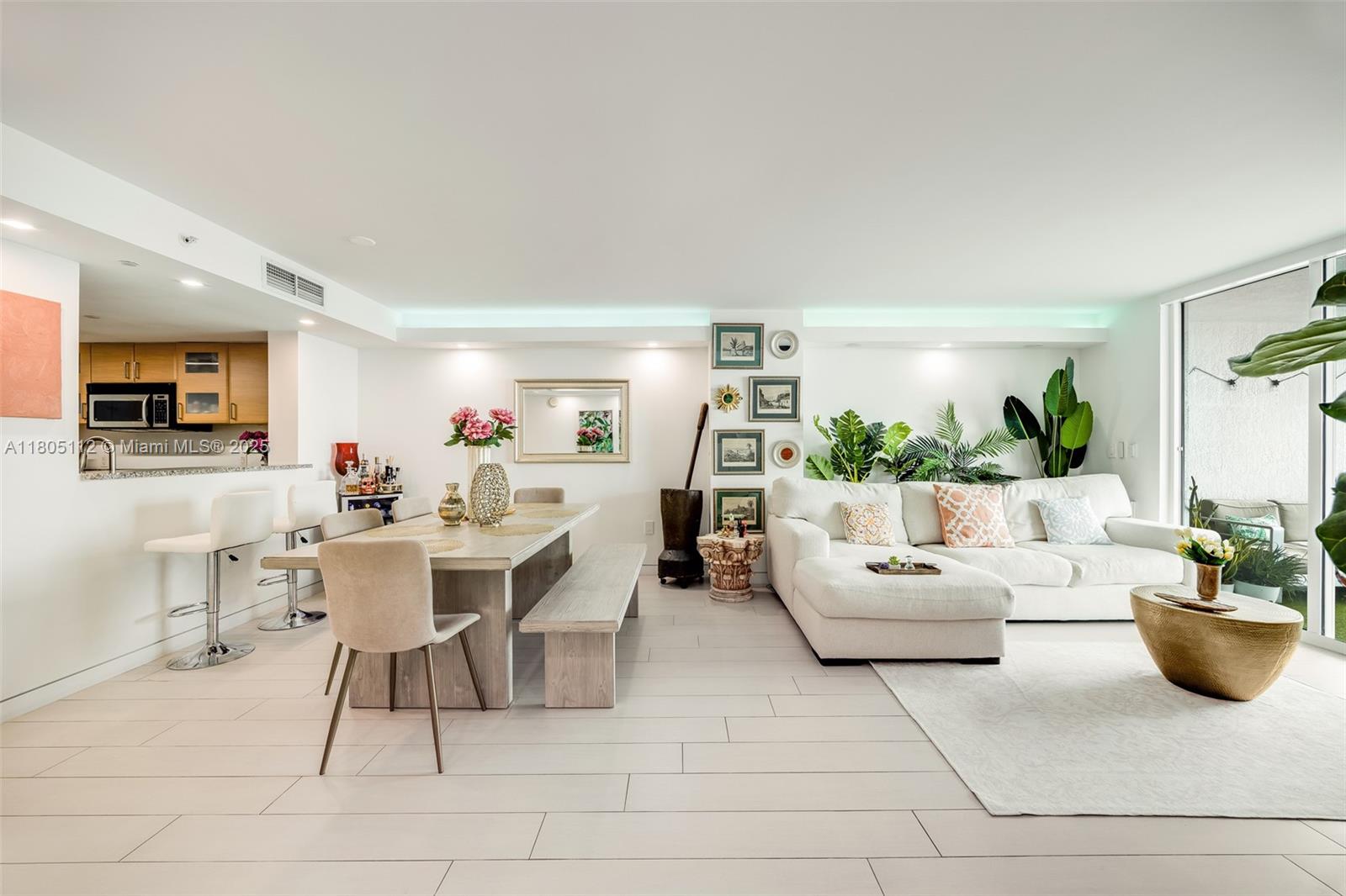 2101 Brickell Ave #807, Miami FL 33129