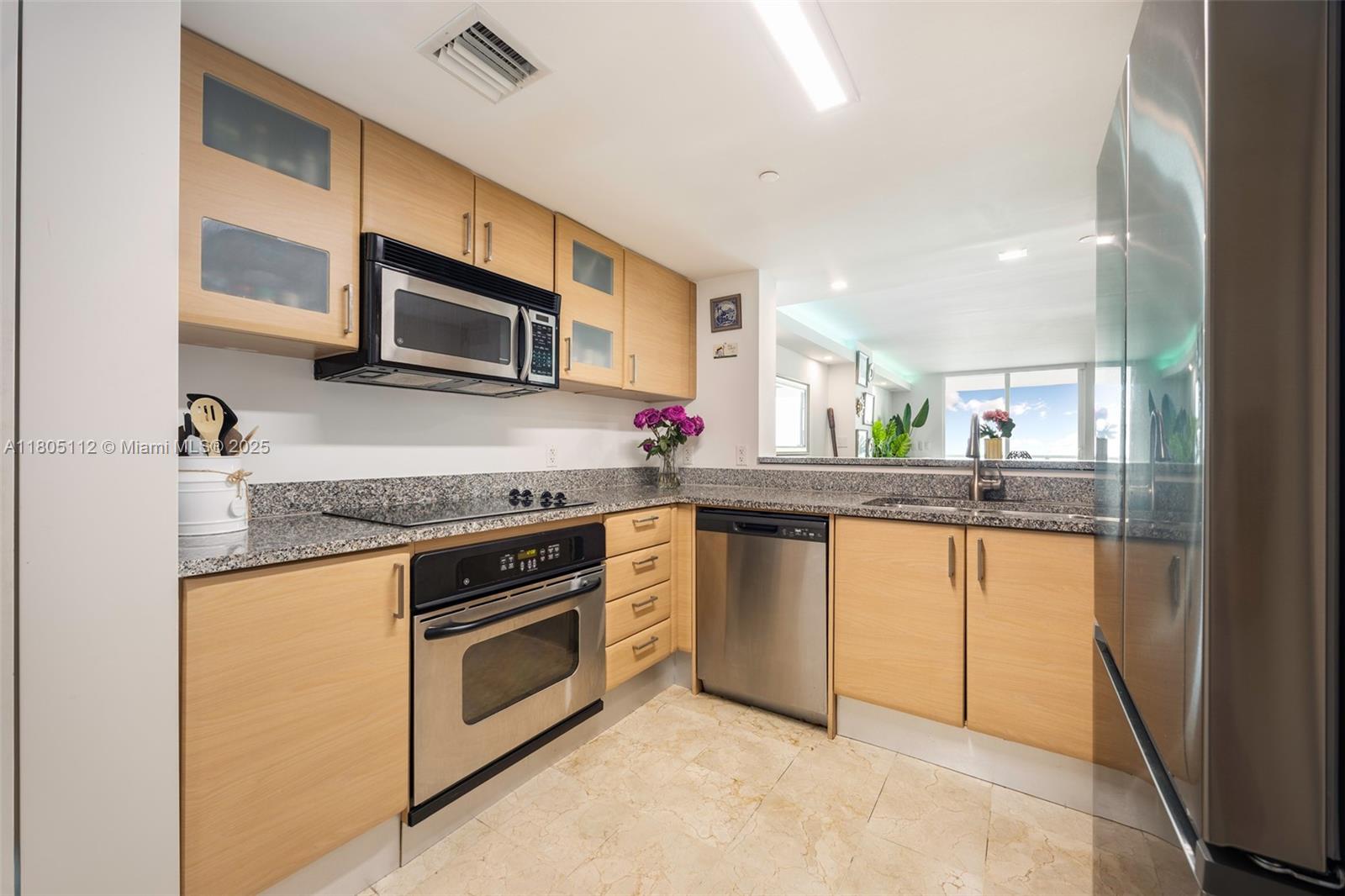 2101 Brickell Ave #807, Miami FL 33129
