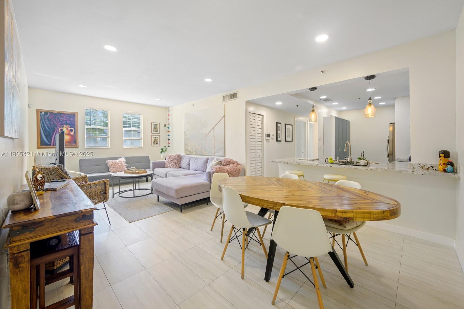 1400 Salzedo St Unit 101, Coral Gables, Florida 33134