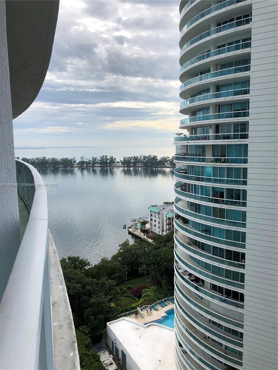 2101 Brickell Ave #1611, Miami FL 33129
