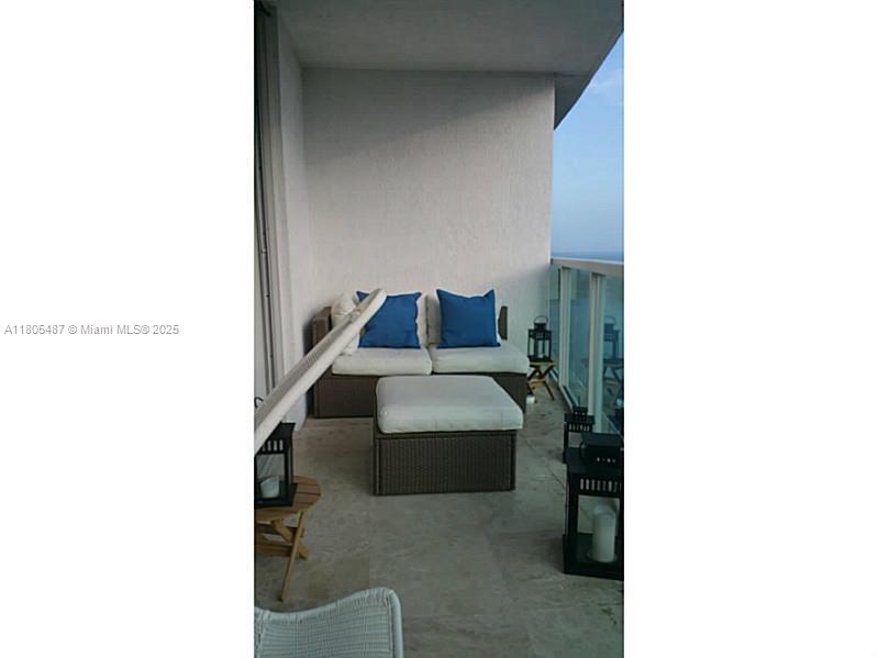 2101 Brickell Ave #1611, Miami FL 33129
