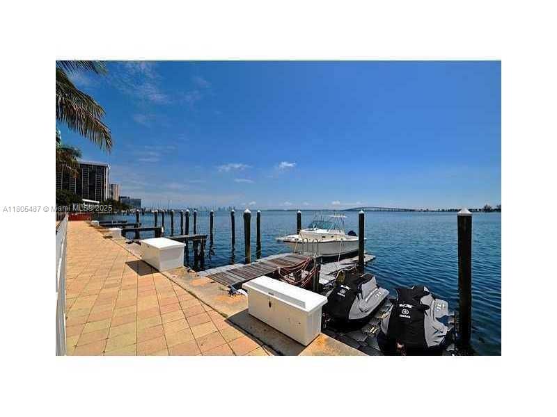 2101 Brickell Ave #1611, Miami FL 33129