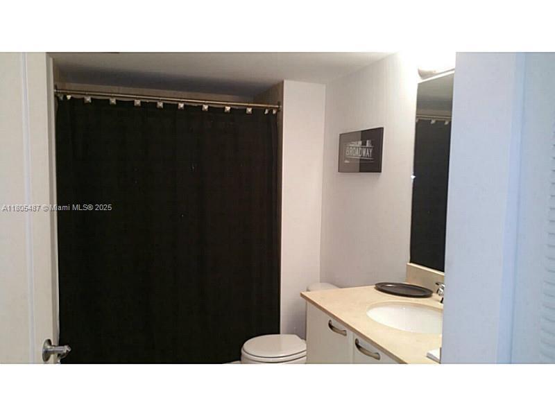 2101 Brickell Ave #1611, Miami FL 33129