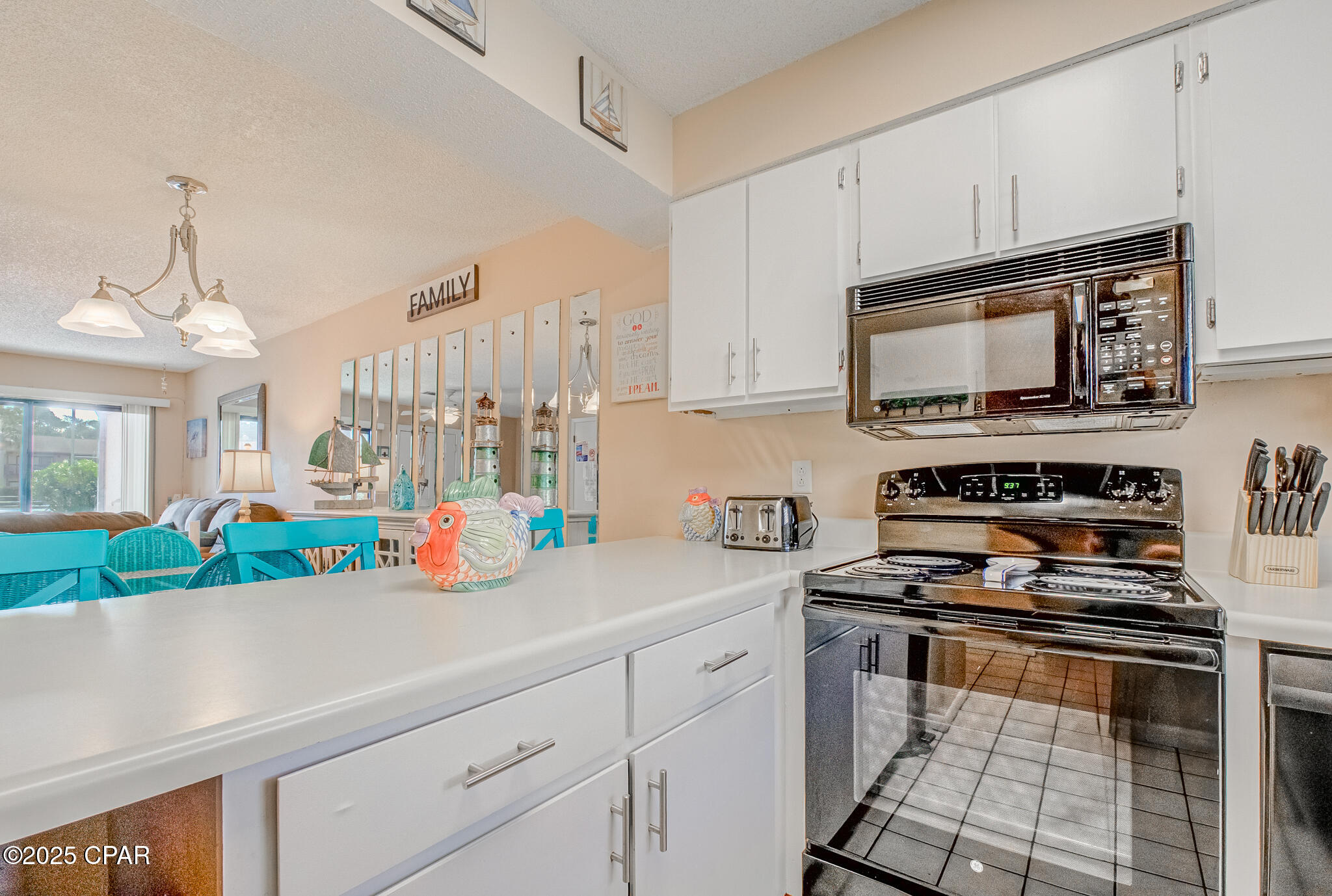 Image 16 For 17620 Front Beach Road 2v