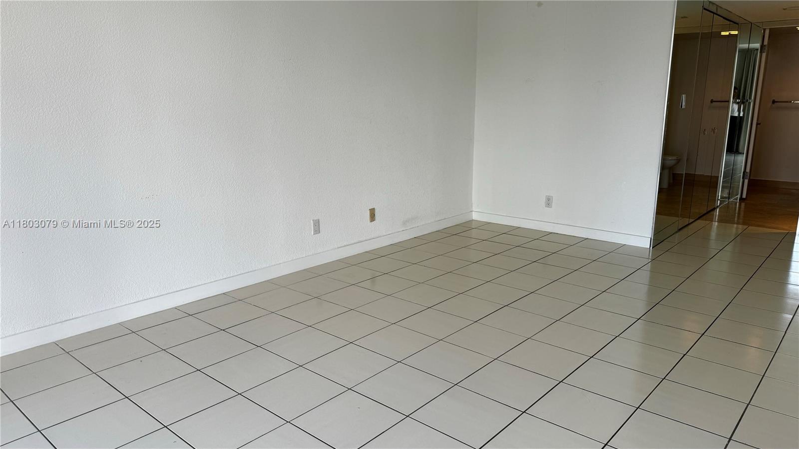 1915 Brickell Ave #C1512, Miami FL 33129