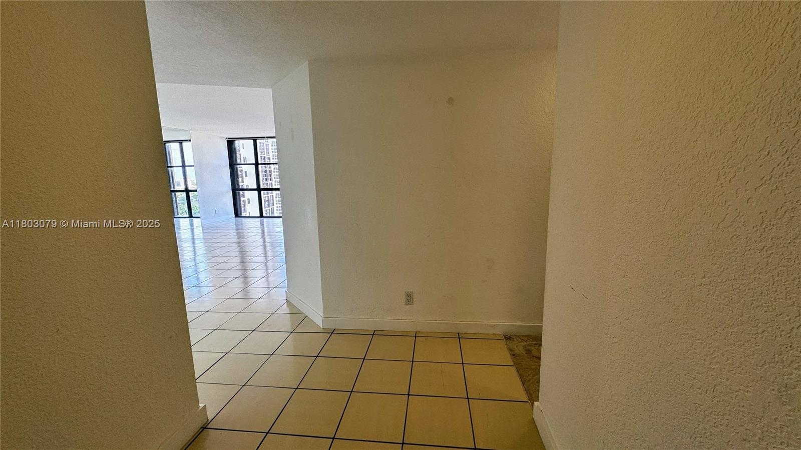 1915 Brickell Ave #C1512, Miami FL 33129