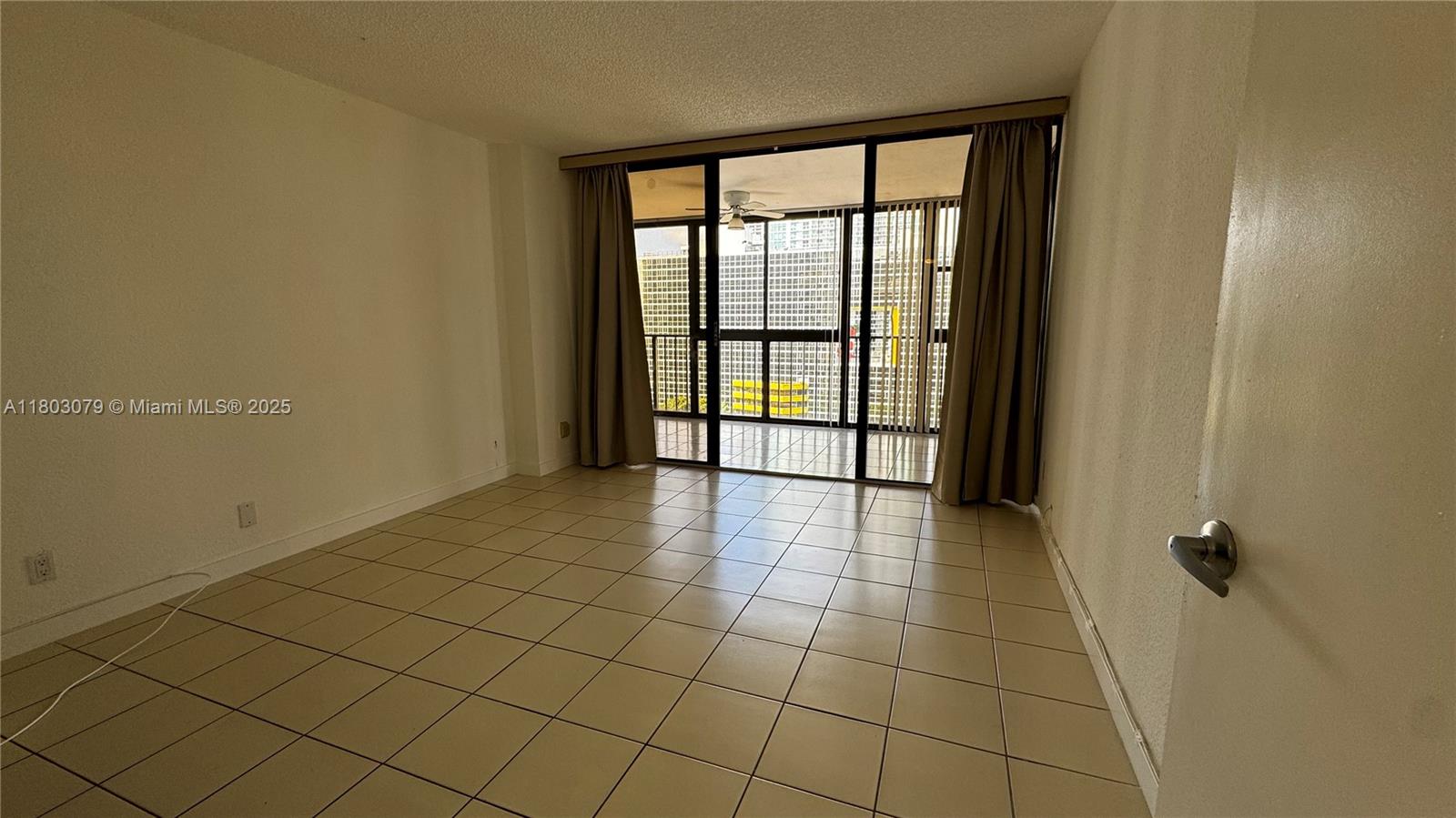 1915 Brickell Ave #C1512, Miami FL 33129